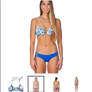 Midori blue hibiscus mau loa bikini top